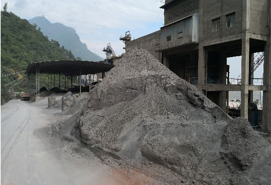 生产7年毁坏青山5万平方米 重庆巫山一水泥厂被中央环保督察组逮个正